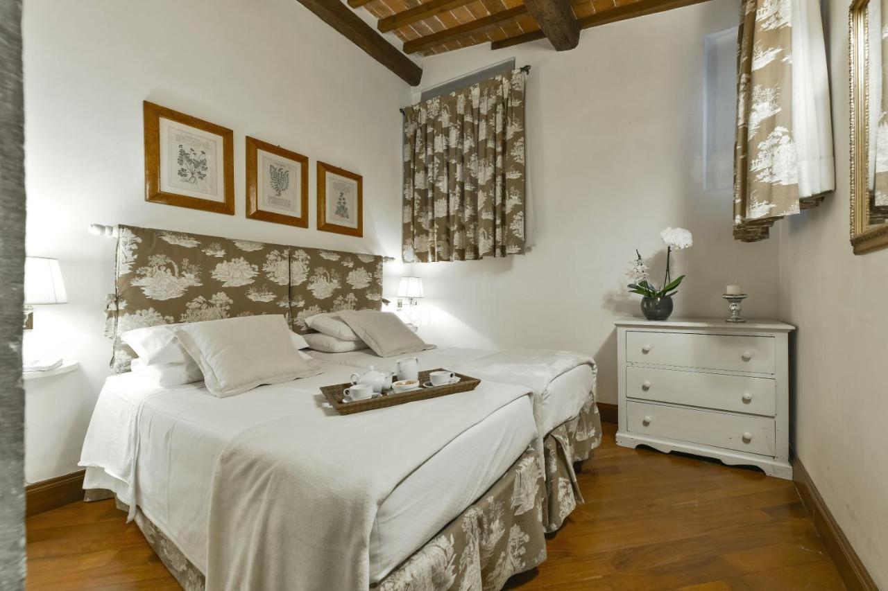Raffaello With Fireplace In Oltrarno Apartamento Florencia